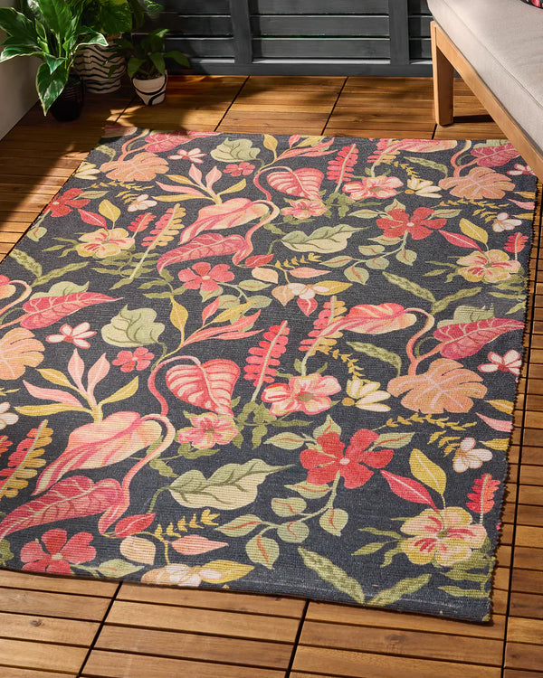 TROPICAL BLOOM INDOOR/OUTDOOR RUG BLACK by Furn