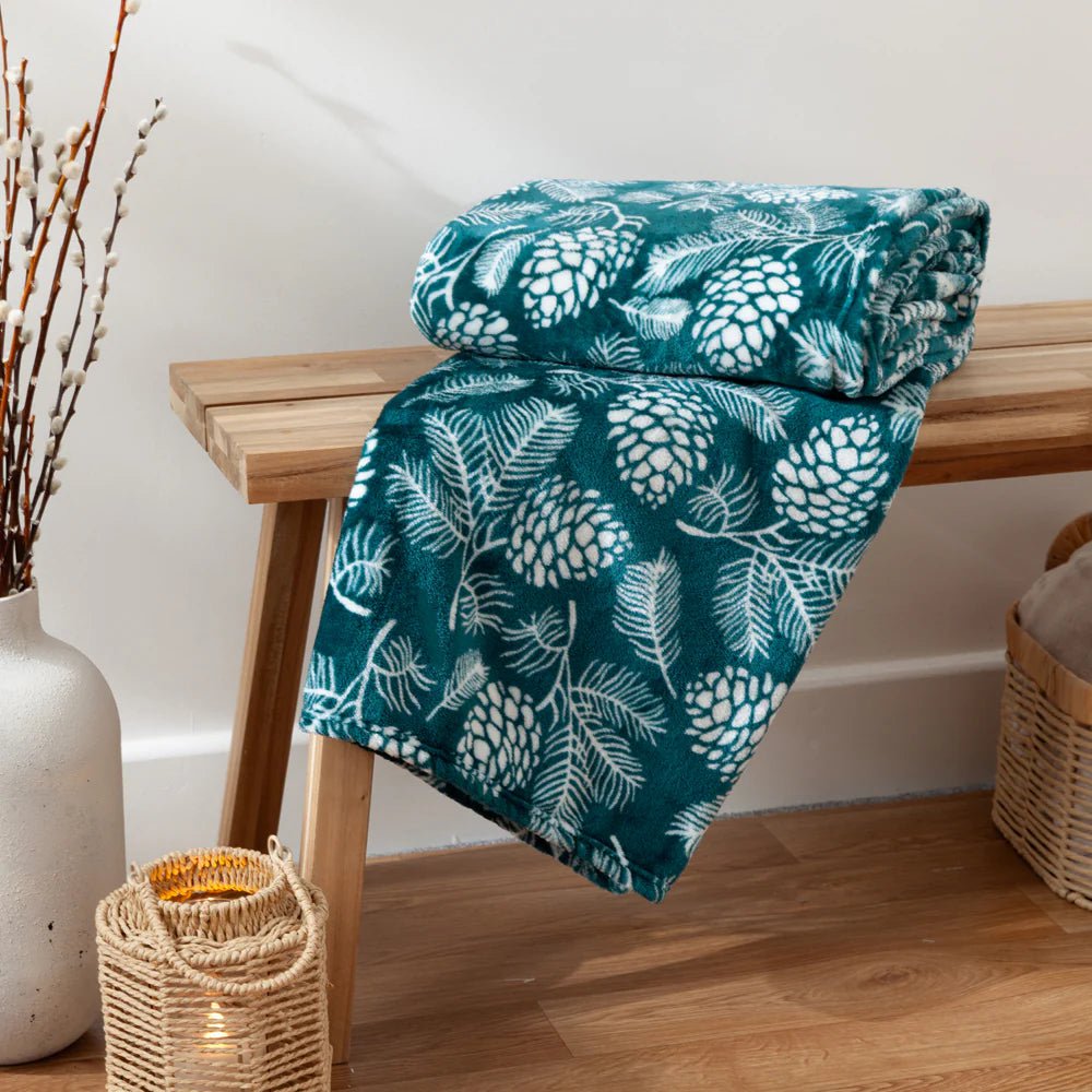 furn (Riva Home) Throw furn. Irwin Woodland Fleece Throw Teal 140 x 180cm