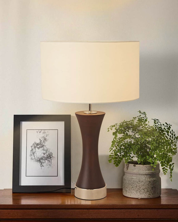 THE CHESTNUT CURVE LAMP by GIE