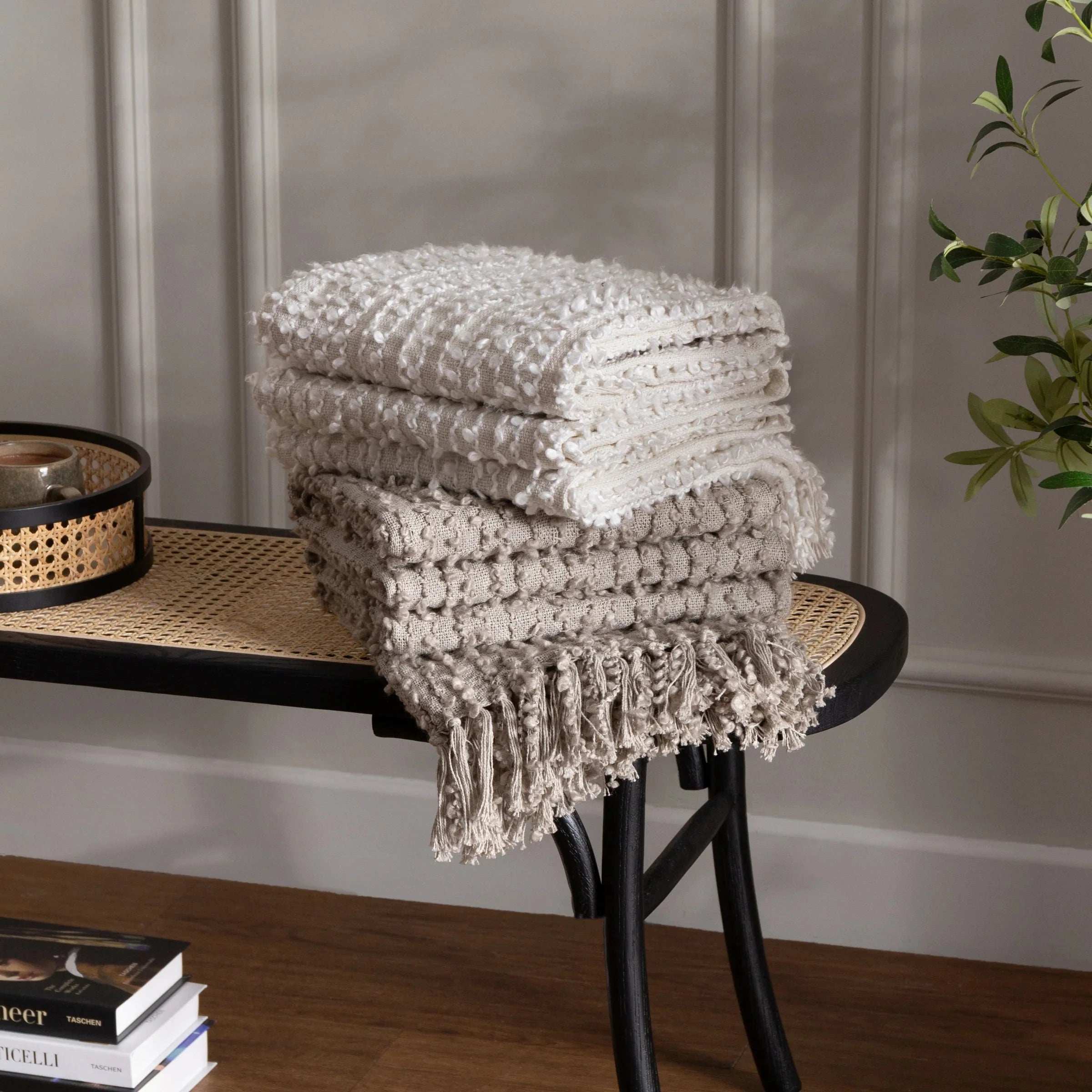 Hoem (Riva Home) Throw Arvo Woven Tasselled Throw Natural by HÖEM