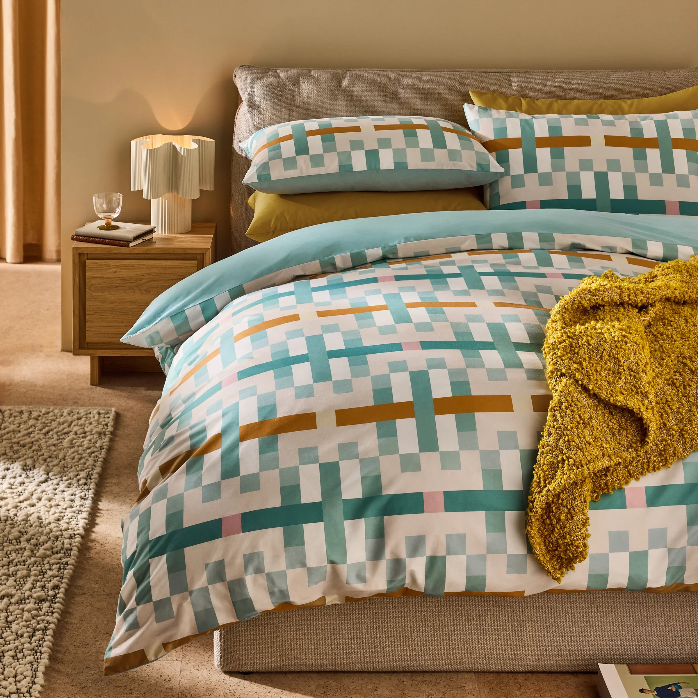MADE (Riva Home) Duvet Cover set Single Duvet set / Green CARYS 100% COTTON PERCALE DUVET COVER SET by MADE