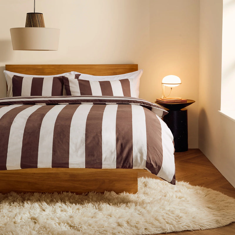 WIDE STRIPE REVERSIBLE DUVET COVER SET  by MADE