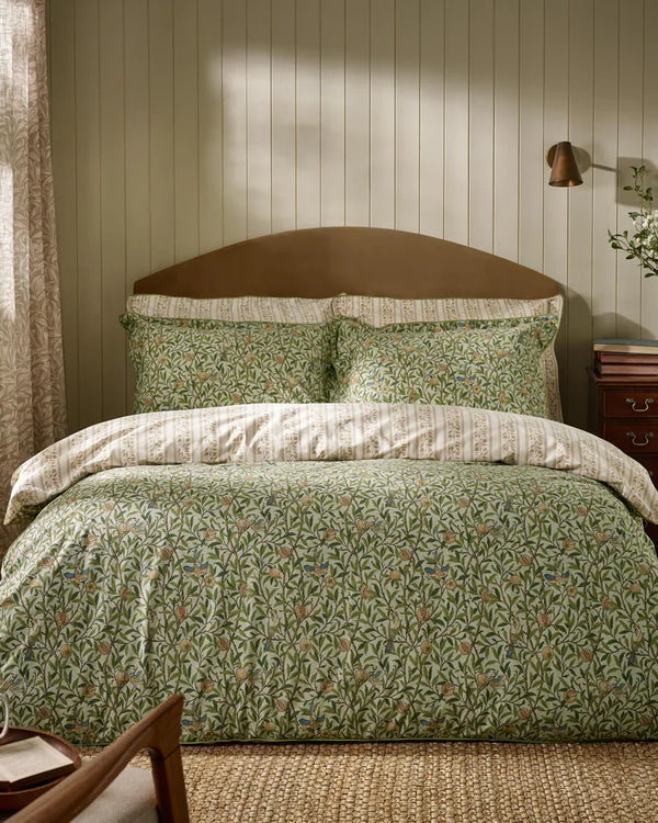 BIRD AND POMEGREGATE DUVET COVER SET by William Morris at Home.