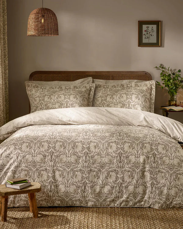 PIMPERNEL DUVET COVER SET NATURAL CHOCOLATE by William Morris at Home