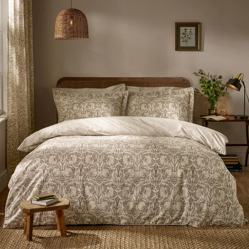 PIMPERNEL DUVET COVER SET NATURAL CHOCOLATE by William Morris at Home