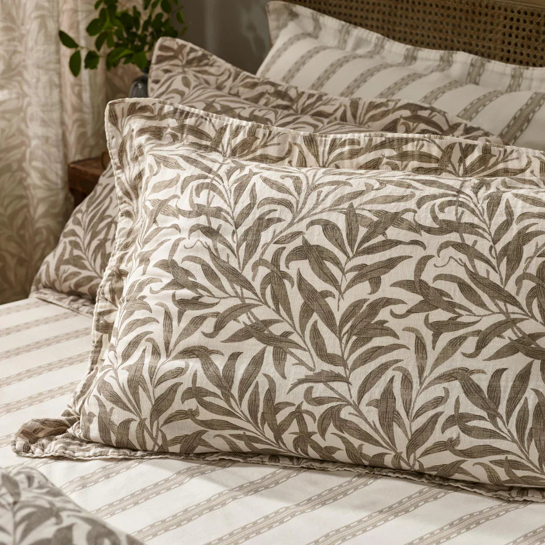 Morris & Co (Riva Home) Duvet Cover set WILLOW BOUGH DUVET COVER SET by William Morris at Home