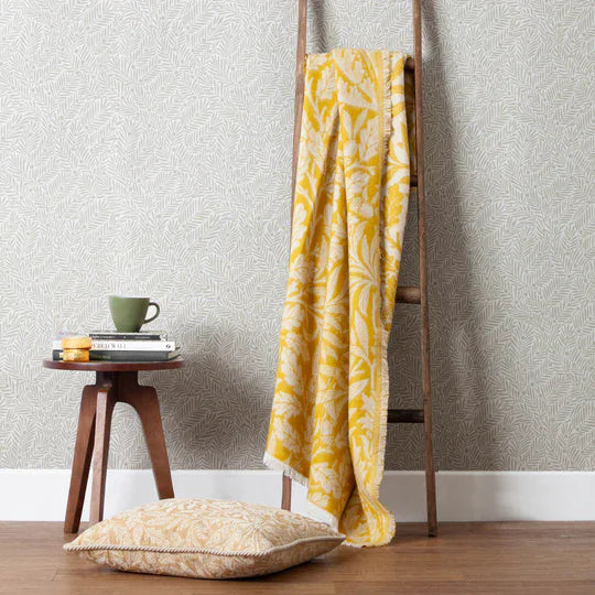 ACORN TONAL JACQUARD THROW | Gold by Morris & Co