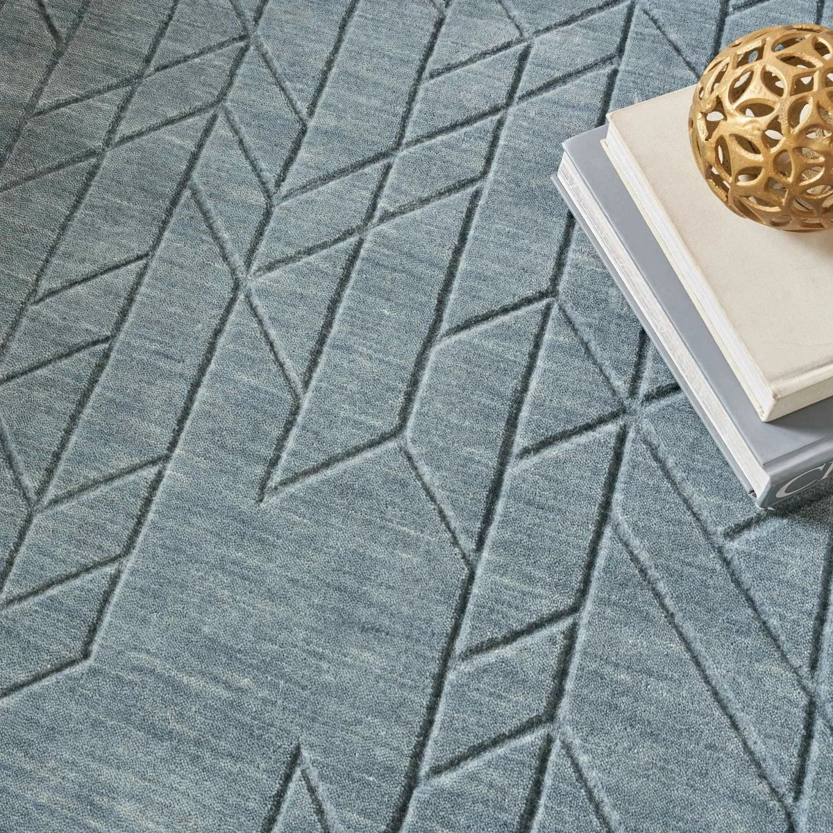 Nourison & Home Designer Rugs 2' x 3' (61cm x 91cm) / Blue ALESSIA AREA RUG by Nourison