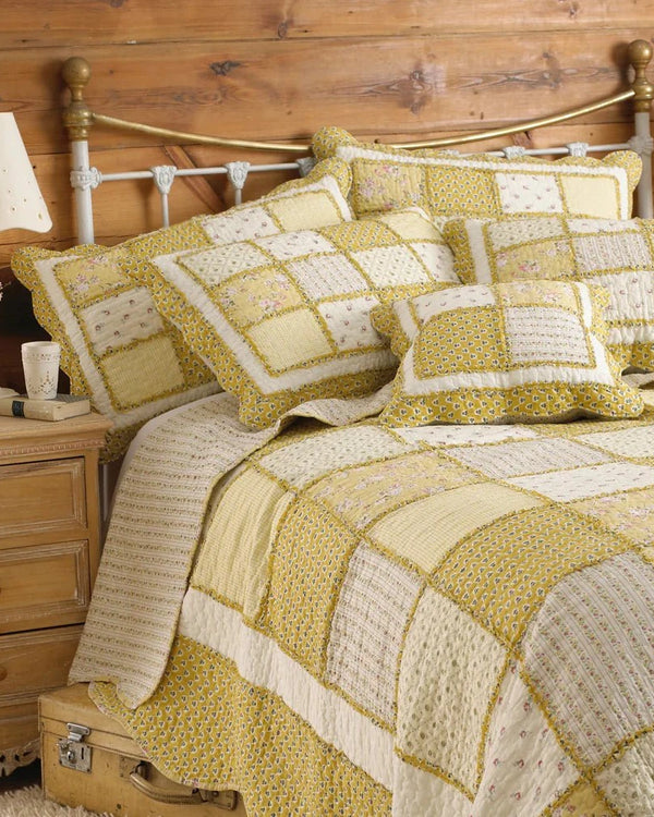HONEYBEE PATCHWORK BEDSPREAD YELLOW  by Paoletti.