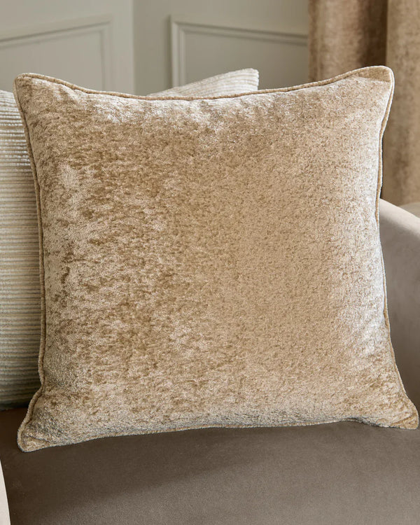 LUSTRE VELVET CUSHION by Paoletti