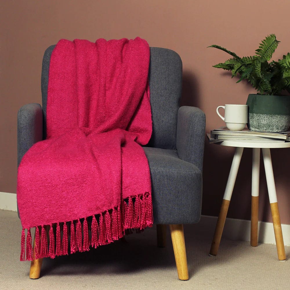 Riva home Throw Essentials Chiltern Tasselled Throw - Fuchsia