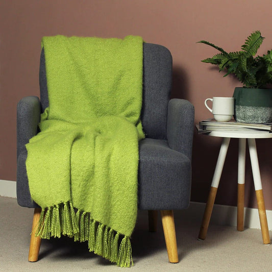 Riva home Throw Essentials Chiltern Tasselled Throw - Lime