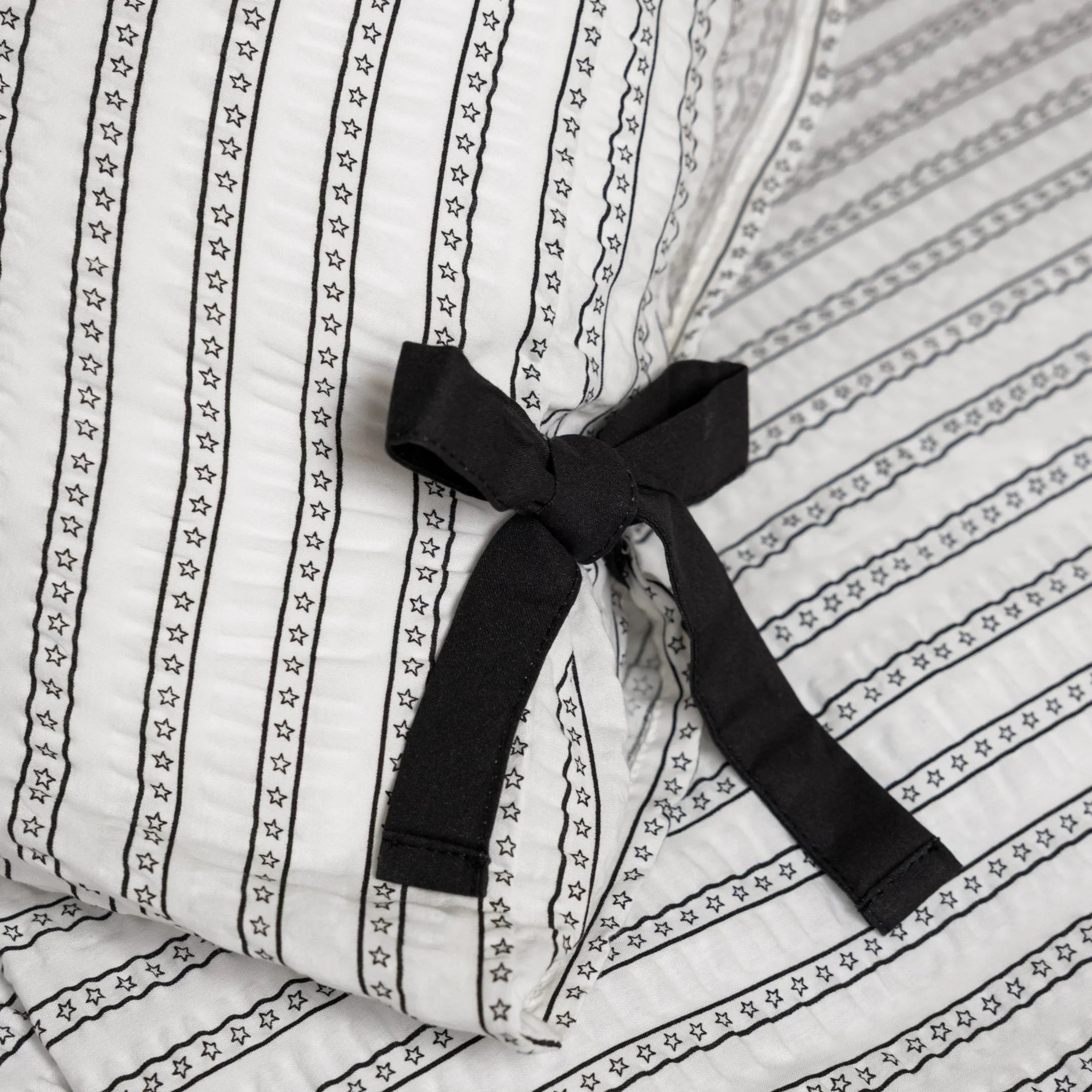 Rockett St George (Riva Home) Duvet Cover set STARSTRUCK STRIPE PRINTED DUVET COVER SET – MONOCHROME by Rockett St George