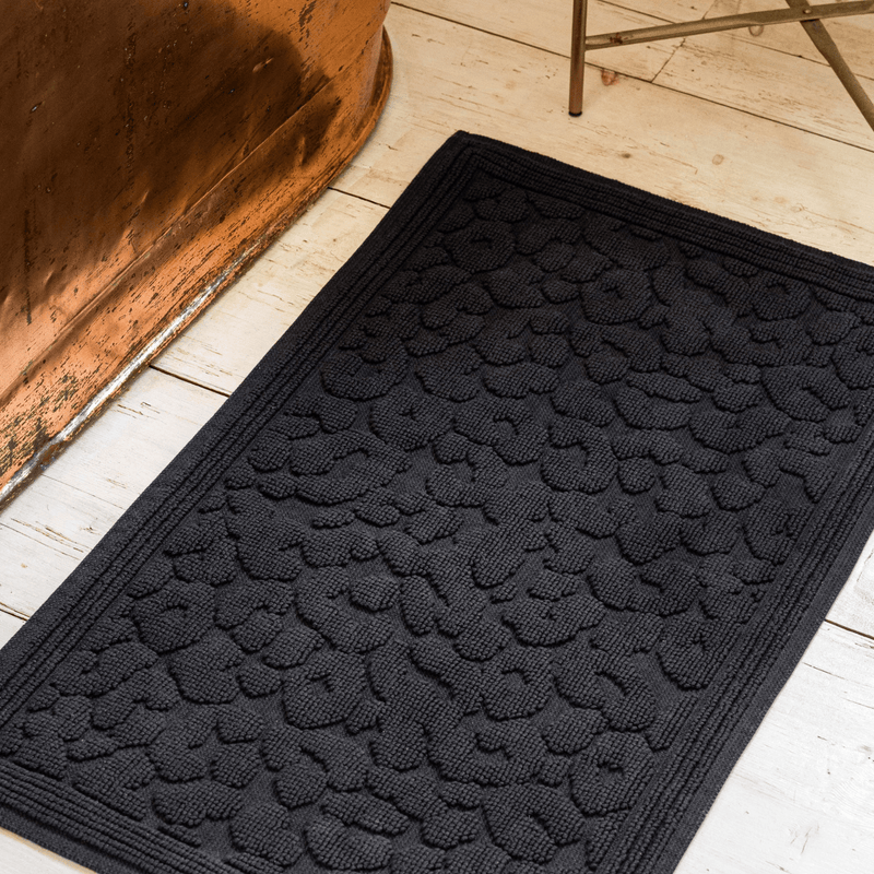 LEOPARD TUFTED 100% COTTON BATH MAT – BLACK by Rockett St George