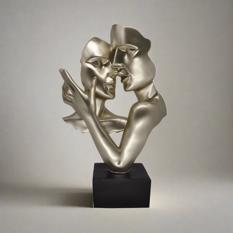 THE MO CHROI COUPLE FIGURINE by Simply Hazel