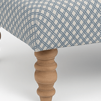 simply Hazel x Voyage Maison Voyage Maison Furniture CAPELLA FOOTSTOOL
Blue & Off-White Jacquard | simply Hazel
by Voyage Maison