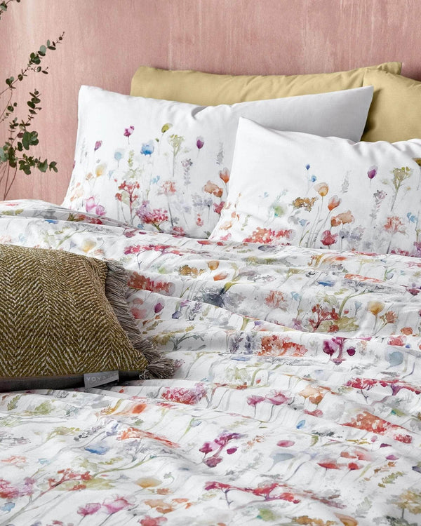 Voyage Maison Ilinizas Floral Multi Double Bedding set