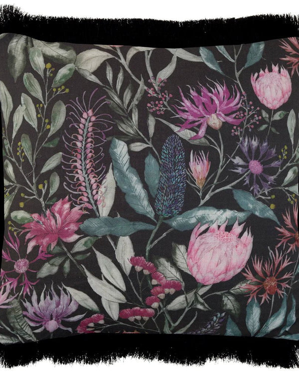 Fortazela Printed Cushion Onyx bu Voyage Maison