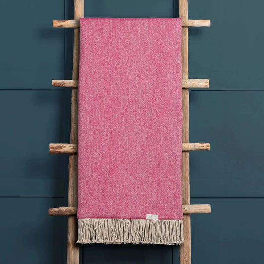 Voyage Maison (Riva Home) Voyage Maison Cushion Voyage Maison Selkirk Woven Throw Geranium