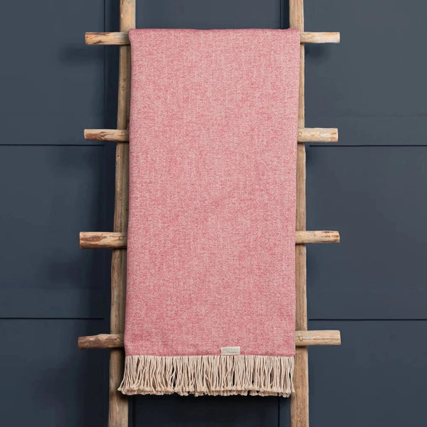 SELKIRK WOVEN THROW ROSEHIP by Voyage Maison