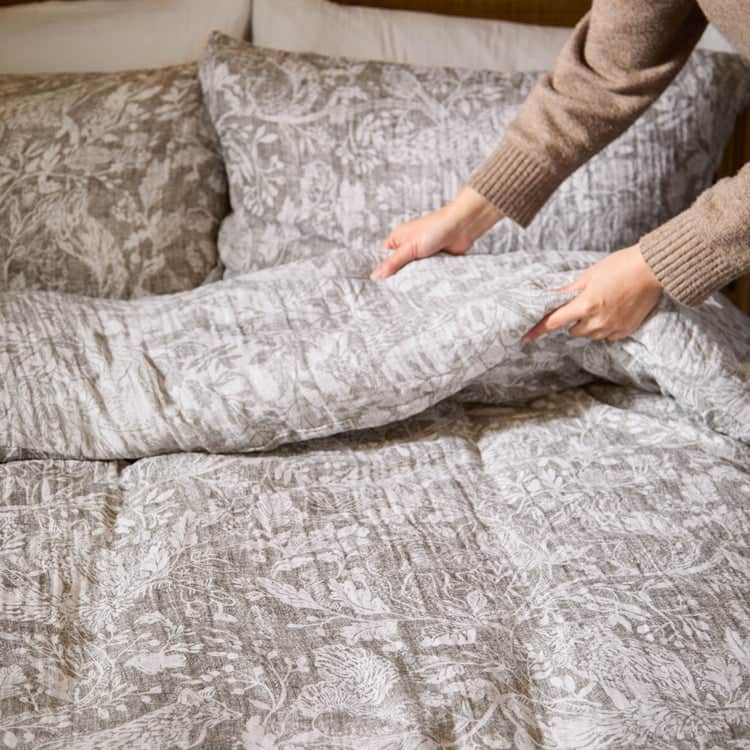 Voyage Maison (Riva Home) Voyage Maison Duvet Cover set CADEMUIR REVERSIBLE 100% COTTON MUSLIN DUVET COVER SET NUT by Voyage Maison