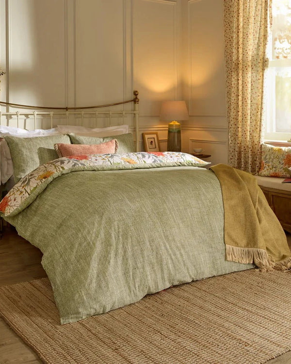 DELAMERE MULTICOLOUR DUVET COVER SET by Voyage Maison