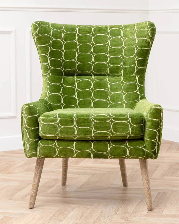 OSWALD VELVET CHAIR – GREEN
by Voyage Maison