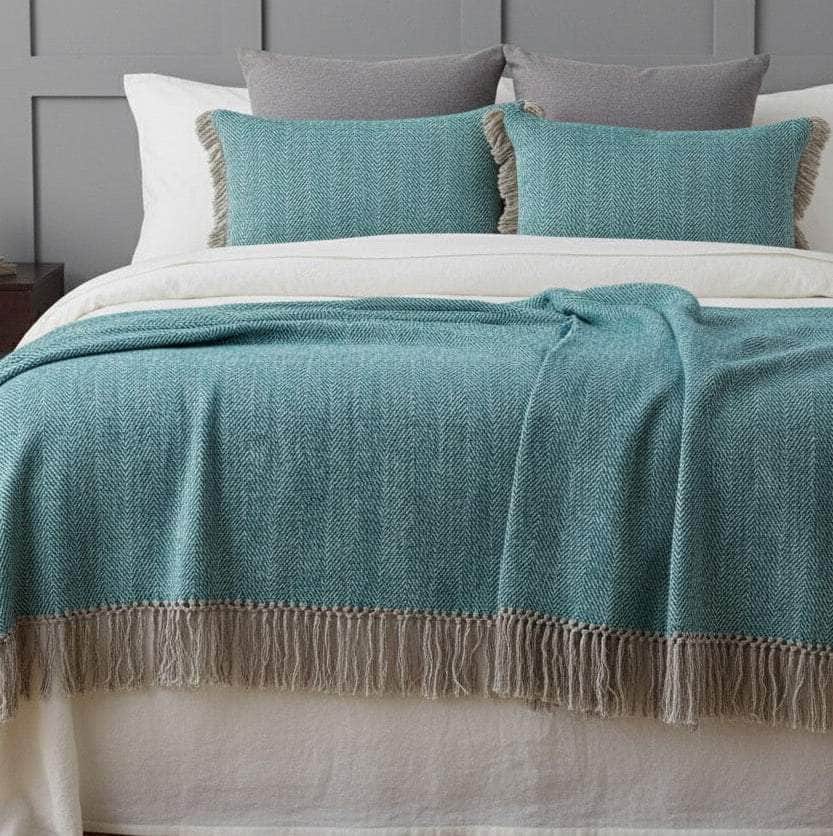 Voyage Maison (Riva Home) Voyage Maison Throw Oryx Azure Lined Throw by Voyage Maison