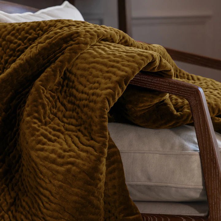 Voyage Maison (Riva Home) Voyage Maison Throw Voyage Maison Haze Velvet Quilted Throw Mustard -140x220cm