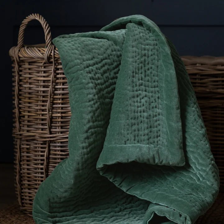 Voyage Maison (Riva Home) Voyage Maison Throw Voyage Maison Haze Velvet Quilted Throw Seafoam -140x220cm