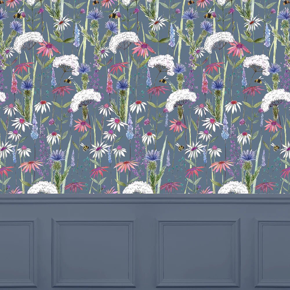 Voyage Maison Voyage Maison Wallpaper Animals HERMIONE 1.4M WIDE WIDTH WALLPAPER (BY THE METRE) in INDIGO