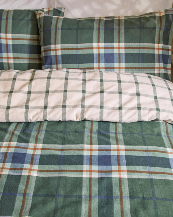 BRAEMAR CHECK SOFT BRUSHED COTTON DUVET COVER SET FOREST/NAVY  by Wylder