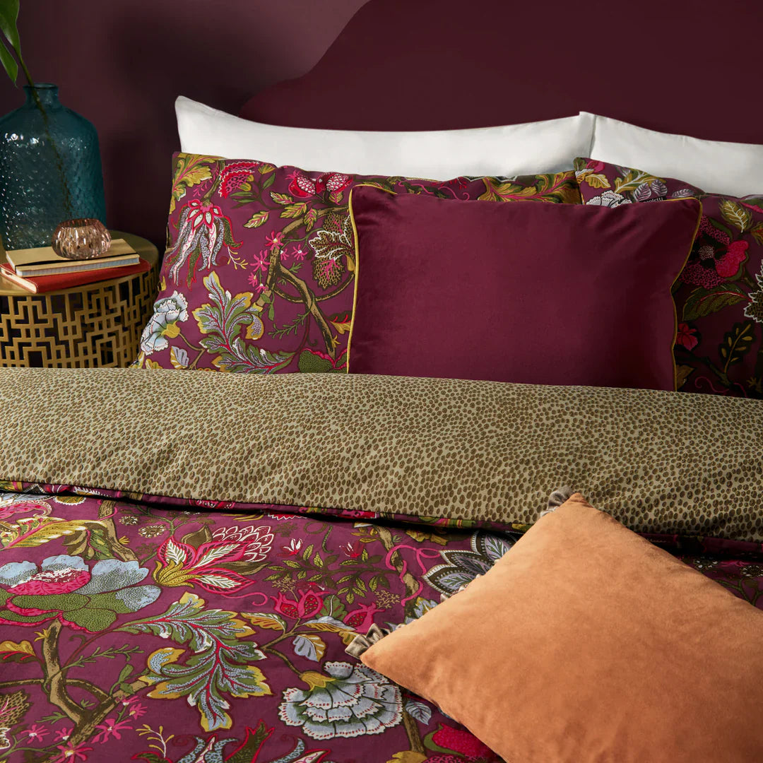 Wylder (Riva Home) Duvet Cover set Double Duvet set / Cerise VIRANAI EXOTIC FLORAL DUVET COVER SET by Wylder