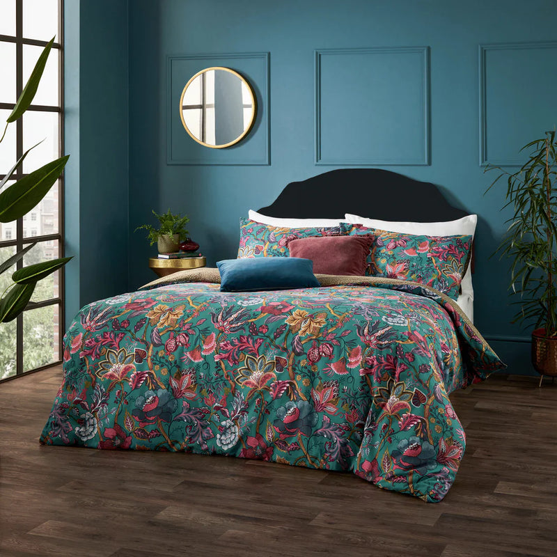 VIRANAI EXOTIC FLORAL DUVET COVER SET by Wylder