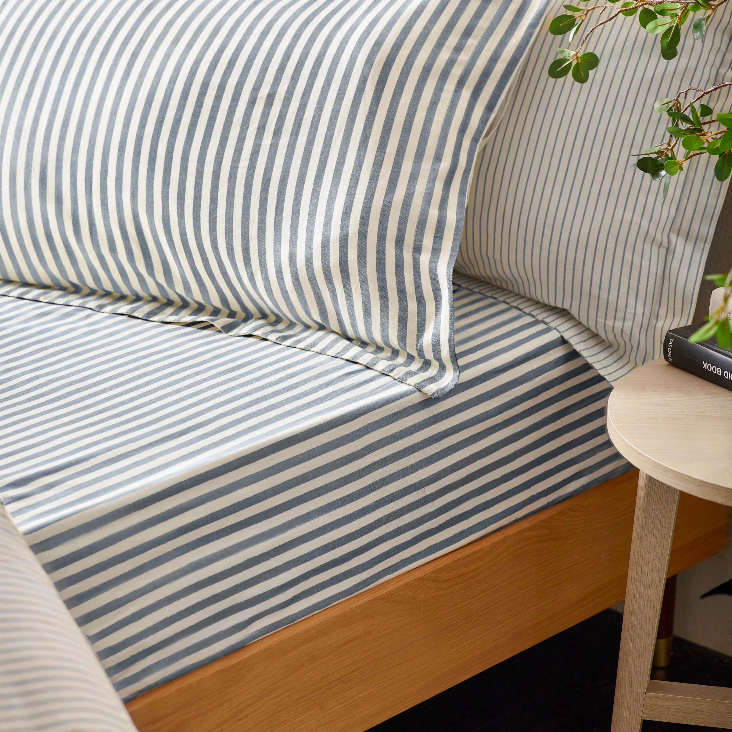 Yard (Riva Home) Bedspread Single / Navy Hebden Striped Fitted Bed Sheet