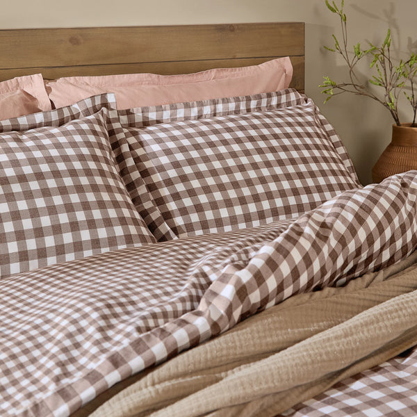 BARTON GINGHAM CHECK DUVET COVER SET by Yard.