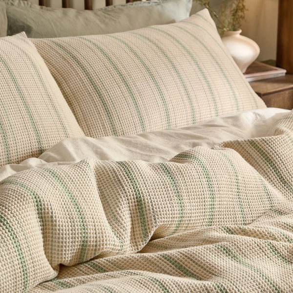 SELBY WAFFLE DUVET COVER SET by Yard