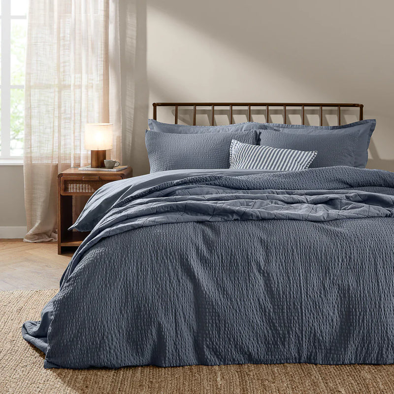 HEBDEN RELAXED SEERSUCKER DUVET COVER SET by Yard