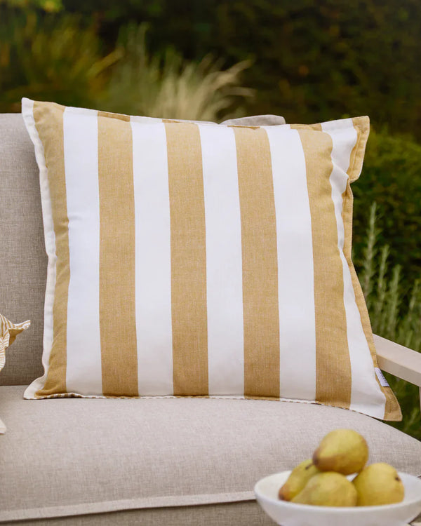 HAYLE OUTDOOR CUSHION by Yard