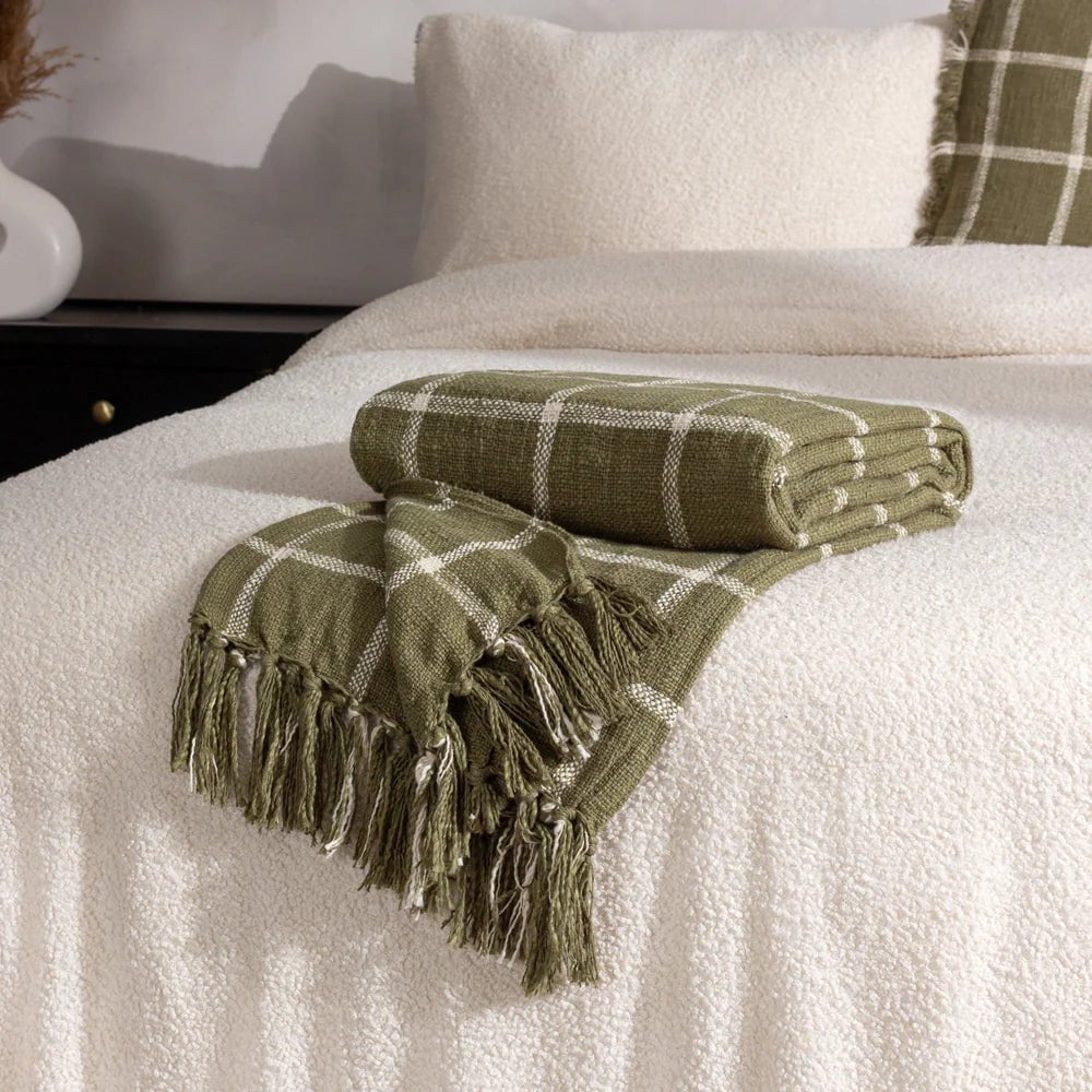 Yard (Riva Home) Throw Yard Beni Throw (available in 3 colours)