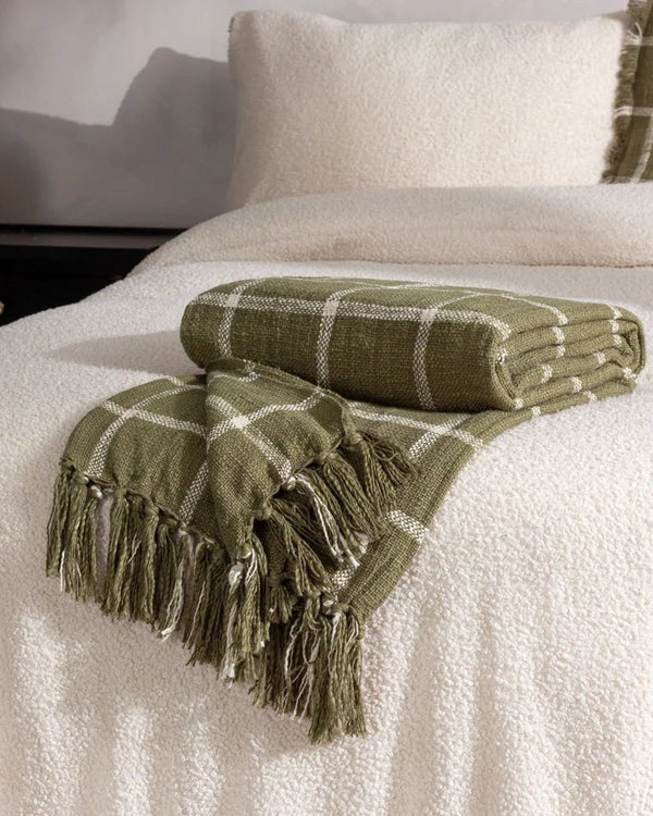 Yard Beni Throw (available in 3 colours)