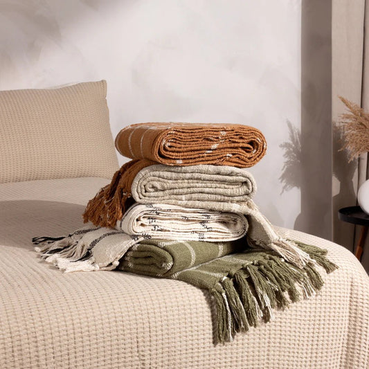 Yard (Riva Home) Throw Yard Beni Throw (available in 3 colours)