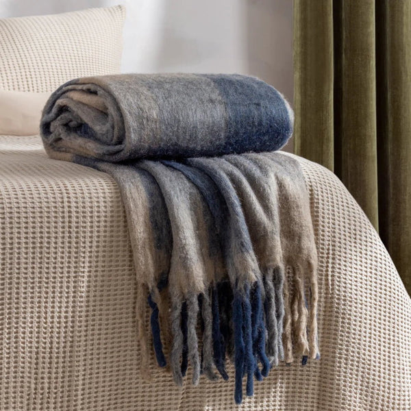 RAYSTON WOOL BLEND THROW FLINT BLACK by Yard